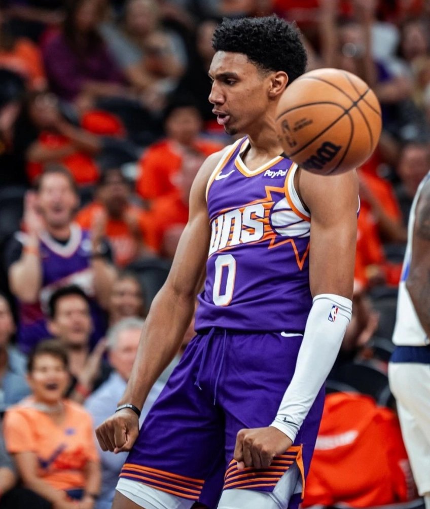 菲尼克斯太阳内部会议纪要流出——今晨外线爆发,NBA季后赛使命明确,临场指挥获称赞(nba纽约尼克斯) 菲尼克斯太阳内部会议纪要流出——今晨外线爆发,NBA季后赛使命明确,临场指挥获称赞(nba纽约尼克斯)